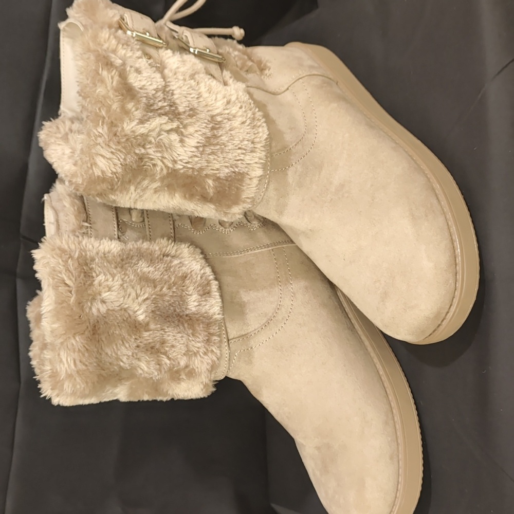 Women's G by Guess tan faux suede ankle fur boots size 9M